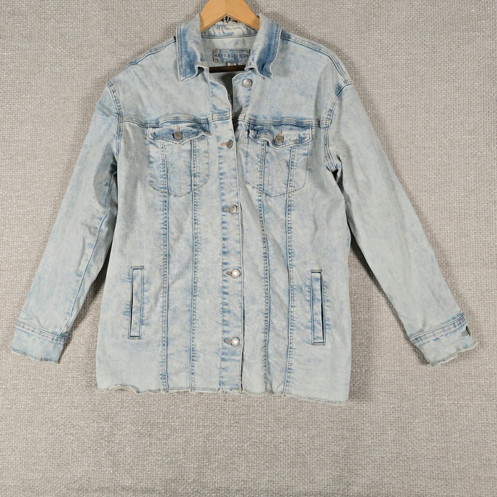 Maurices Womens Denim Jacket Medium Acid Wash Distressed Fray Hem Stretch Blue